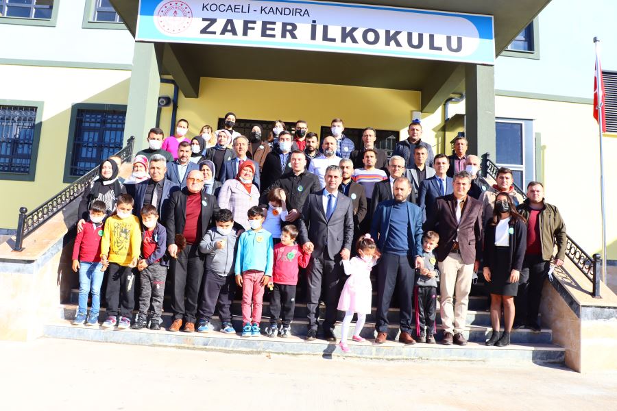Kandıra Belediye Başkanı Arda Turan’dan özel eğitim sınıfına özel ziyaret