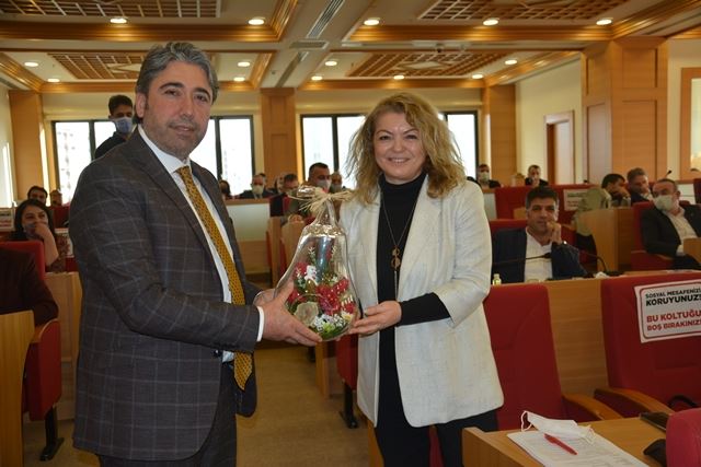 Sancaktepe Belediye Meclisi 8 Mart Dünya Kadınlar Günü’nü unutmadı