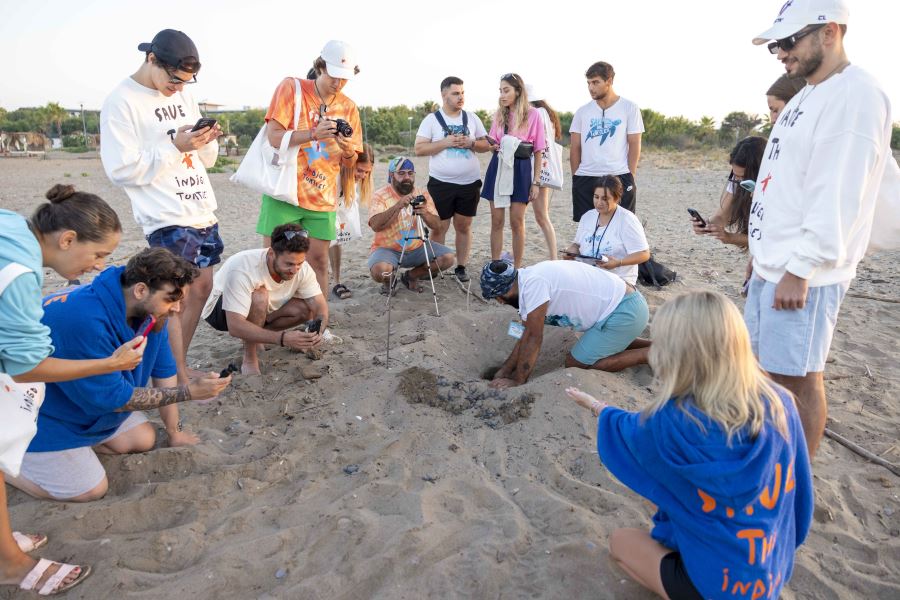 Mavi Gönüllüleri, Indigo Turtles projesi ile Caretta Caretta’ları  Akdeniz’le buluşturmaya devam ediyor
