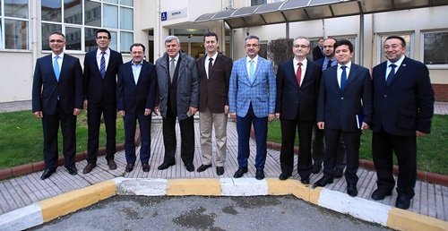 Başkan Karaosmanoğlu, Gebze Üniversitesini ziyaret etti
