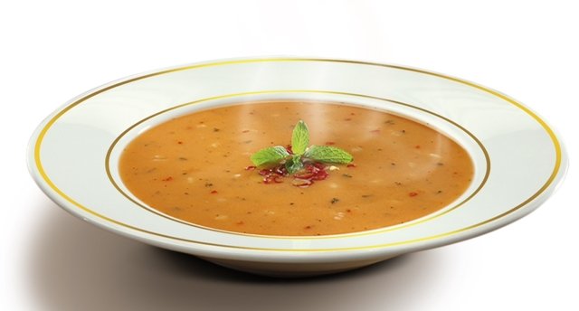 Beslenme uzmanları tavsiye ediyor: Soğuk kış günlerinde çorbayla ısının 