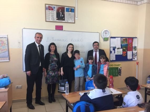 Maltepe`de El yapimi oyuncaklar başka bir okula hediye edildi