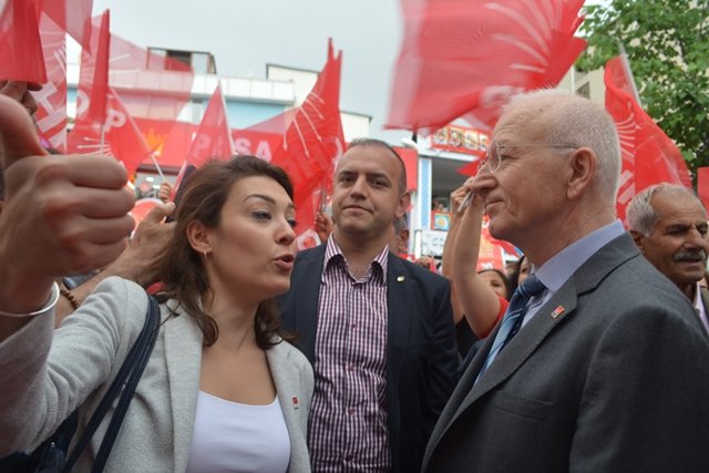 CHP Milletvekili Adayı Kabaoğlu Sancaktepe`yi ziyaret etti
