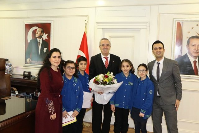Sancaktepe İstanbul Fen Bilimleri Medeniyet Okulları, Kaymakam Çakıroğlu`nu ziyaret etti