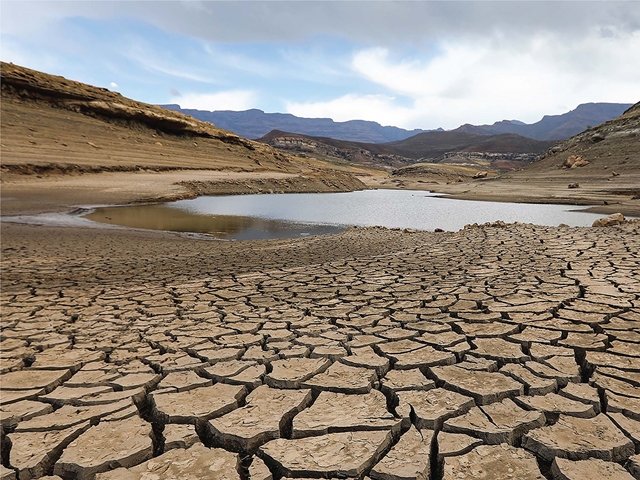 Su Krizi Kapıda ! Peki Krizle Mücadelede Suyu Nasıl Yönetmeliyiz?