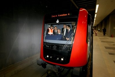 Başakşehir Metrosu Yolcu Taşımaya Başlıyor
