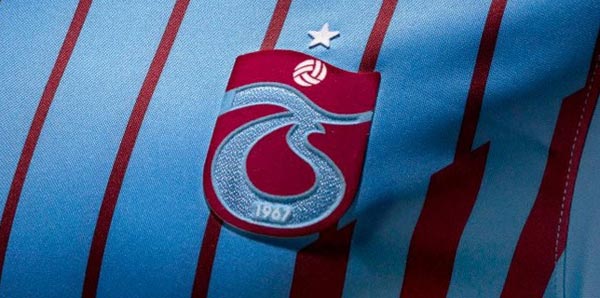 

Trabzonspor`da iki sürpriz istifa

