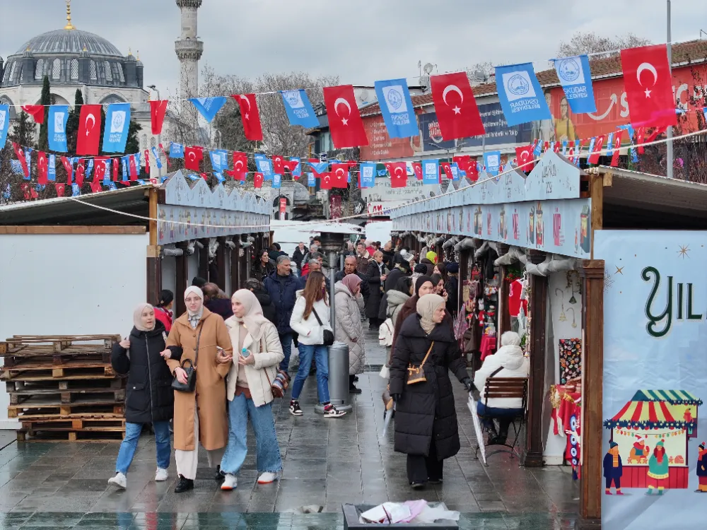 “YILBAŞI PAZARI 2025” ÜSKÜDAR’DA BAŞLADI