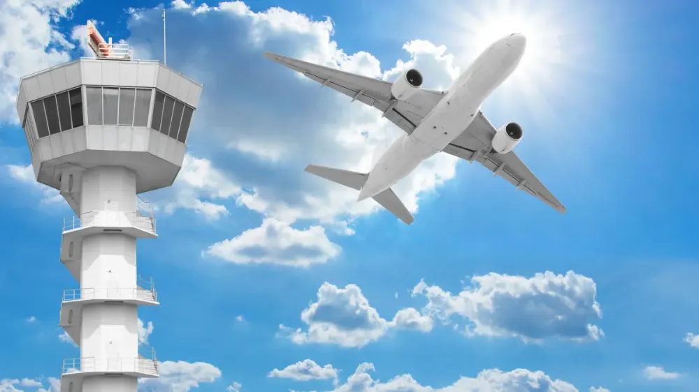 Hava trafiğinde iş yavaşlatma eylemi havacılık sektörünü zora soktu