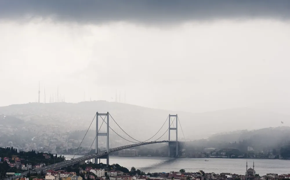 AKOM UYARDI: KUVVETLİ YAĞIŞ GELİYOR