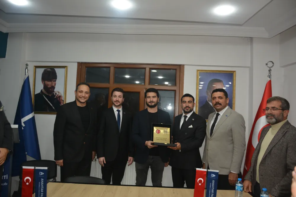 Anahtar Parti Sancaktepe’de Görev Değişimi