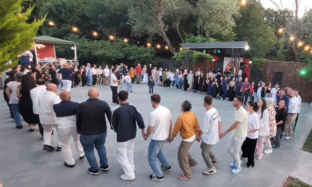 Arhavililer İstanbul’da Horonla Yazı Karşıladı
