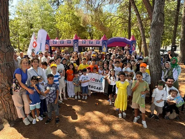 LÖSEV, KOCAELİ’DEKİ AİLELERİ VE GÖNÜLLÜLERİ PİKNİKTE BİR ARAYA GETİRDİ