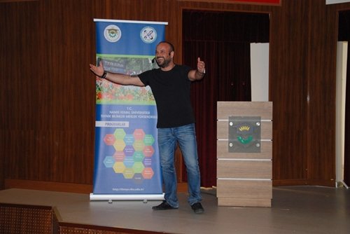 Tekirdağ?da Yazar Aret Vartanyan ile Söyleşi Düzenlendi 