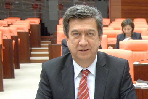CHP?Lİ ÖĞÜT: YSK SANDIK GÖREVLİLERİNE KUMANYA VERSİN