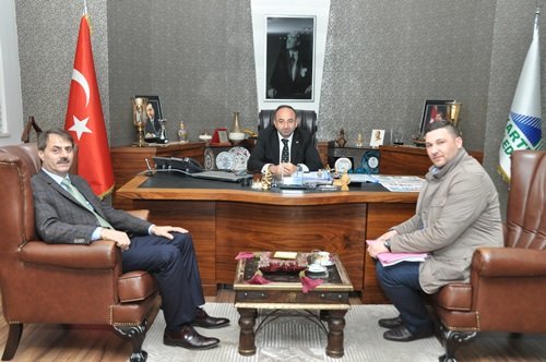 Üzülmez, paydaşlarla istişarede