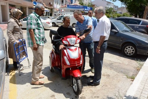 KEŞAN BELEDİYESİ?NDEN SAĞLIK SORUNLARI BULUNAN ÇALGI?YA ELEKTRİKLİ BİSİKLET