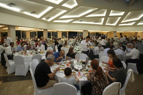 GAZİ VE ŞEHİT AİLELERİNE İFTAR