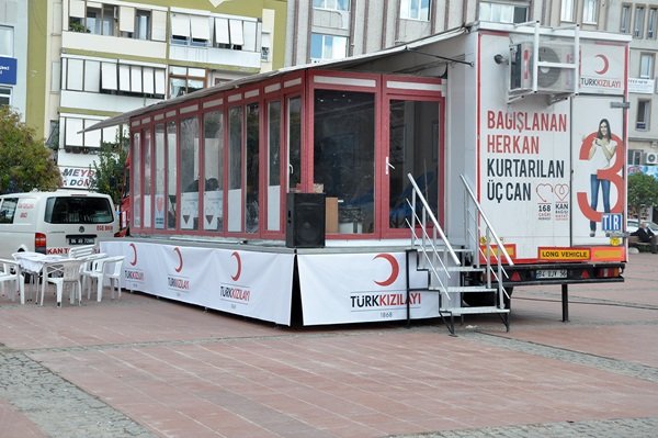 TÜRK KIZILAYI KAN BAĞIŞI?NDA ALİAĞA İDDİALI 