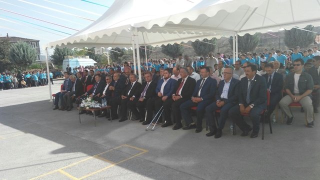 Sancaktepe?de 2016-2017 Eğitim Öğretim yılı ders zili çaldı