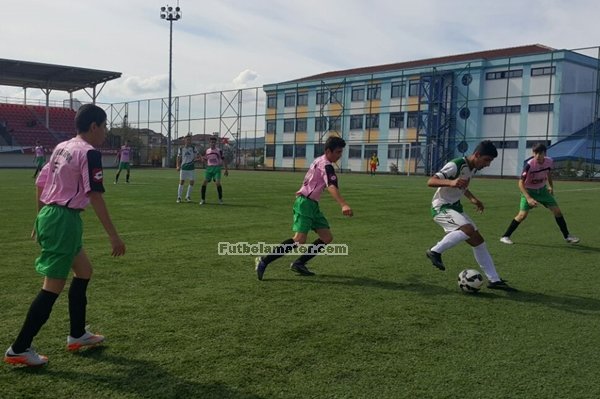 Sarıgazispor 3 puanla başladı