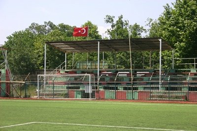 Paşabahçe Stadı?na Modern Kapalı Tribün 